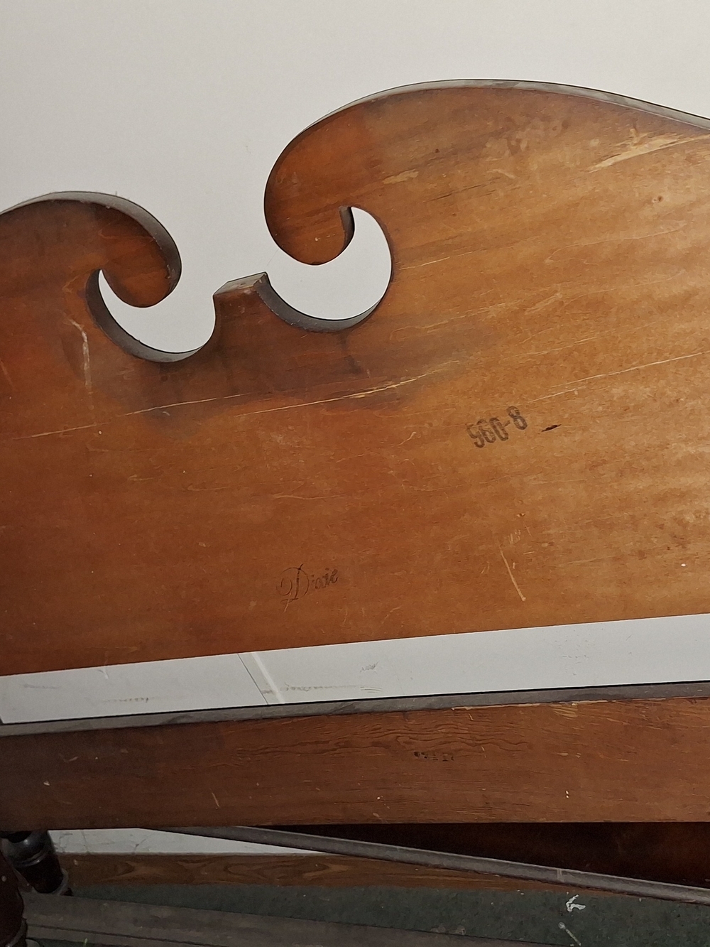 Rustic Brown Wooden Headboard And Footboard Full Size Bed.